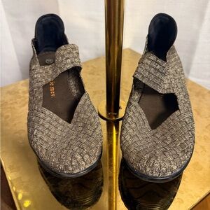 bernie mev. Black and Silver Woven Flats